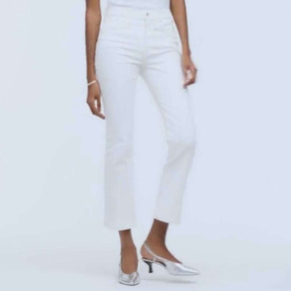 NWT Madewell Mid-Rise Kick‎ Out Jeans in Pure White NJ430